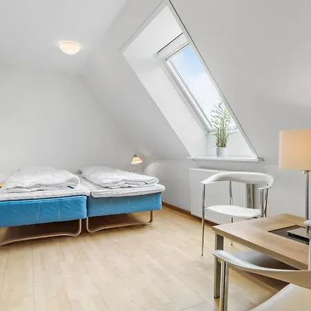 7 Bedroom In * Рённе