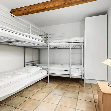 7 Bedroom In Рённе